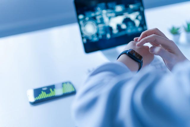 サイバー攻撃防御の最前線EDRとは端末とサーバーを守る次世代統合対策